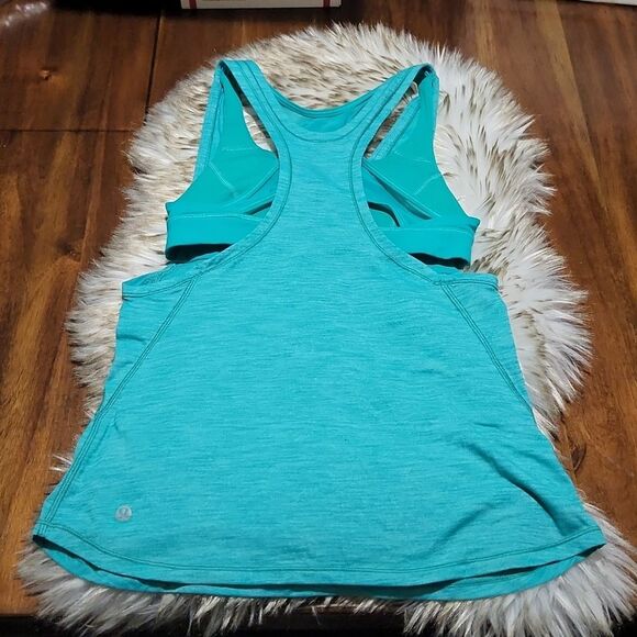 Lululemon Glide and Stride TankHeathered Viridian Green / Viridian Green‎ size 4 - Picture 8 of 10